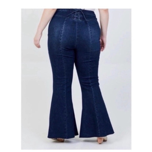ARULA Altar’d State Hi Rise Flare Jeans - Picture 5 of 10